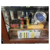 GROUP OF VINTAGE CAMERAS, ETC.