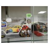 GROUP OF ASSORTED NASCAR COLLECTIBLES.