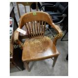 GROUP OF 2 VINTAGE OFFICE CHAIRS.