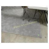 CONTEMPORARY 120" X 120" AREA RUG.