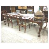 VINTAGE DINING TABLE WITH 6 CHAIRS.