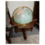 VINTAGE REPLUGLE LIGHTED 20" HEIRLOOM GLOBE.