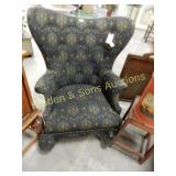 CONTEMPORARY WINGBACK CHAIR IN EXCELLENT CONDITION