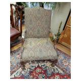 VINTAGE CLAWFOOT CHAIR.