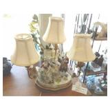 VINTAGE FIGURINE TABLE LAMP
