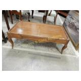 VINTAGE COFFEE TABLE.