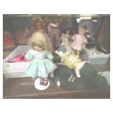 GROUP OF 11 CONTEMPORARY AND VINTAGE DOLLS.