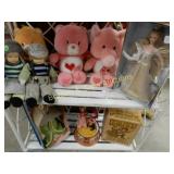 GROUP OF ASSORTED DOLLS.