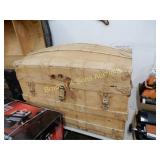 VINTAGE TRUNK