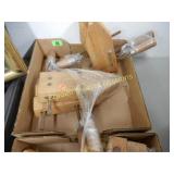 GROUP OF 4 WOOD CLAMPS