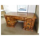 CONTEMPORARY OAK OFFICE DESK IN EXCELLENT