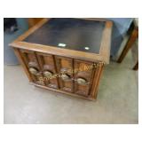 CONTEMPORARY END TABLE