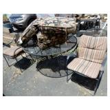 OUTDOOR PATIO TABLE WITH 4 CHAIRS