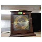 VINTAGE ELGIN MANTLE CLOCK