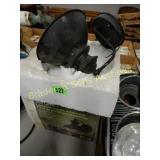 GROUP OF 2 USED OUTDOOR LIGHTS