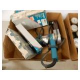 USED MIKITA MODEL 9030 BELT SANDER W/ EXTRA BELTS