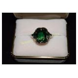 LADIES STERLING SILVER & EMERALD RING SIZE 9