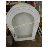 CONTEMPORARY TABLE TOP DISPLAY CASE