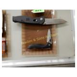GROUP OF 2 LIKE NEW FOLDING POCKET KNIVES
