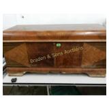 VINTAGE LANE CEDAR CHEST