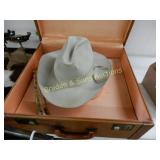 VINTAGE RESISTOL SELF-CONTAINING BEAVER SUPREME