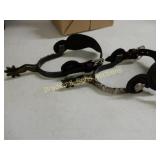 SINGLE MOUNTED GAL LEG WESTERN SPURS WITH HEART