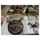 TABLE OF ASSTD MERCHANDISE