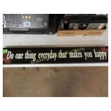 CONTEMPORARY WALL DECORATION