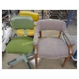 GROUP OF 3 OFFICE CHAIRS