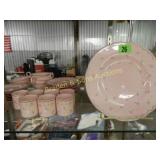 GROUP OF 41 WEDGWOOD ALPINE PINK PATTERN