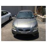 USED KIA RIO 4 DOOR SEDAN WITH TITLE, NEEDS