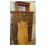 GROUP OF USED FURNITURE