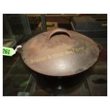 ANTIQUE GRISWOLD NO 8 TIGHT TOP DUTCH OVEN