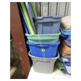 GROUP OF PLASTIC TOTES (SOME HAVE LIDS)