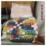 GROUP OF ASSTD QUILTS, APHGANS AND BLANKETS