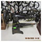 ANTIQUE HEAVY DUTY SINGER SEWING MACHINE FOR