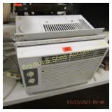 USED 110 VOLT AC WINDOW UNIT