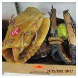 GROUP OF 4 USED RIGHT HANDED BASEBALL GLOVES