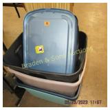 GROUP OF 4 TUBS WITH LIDS