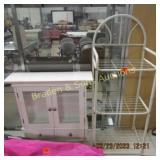 SMALL INDOOR CHELF AND WALLMOUNT CURIO