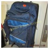 USED COLLAPSIBLE ROLLING SUITCASE