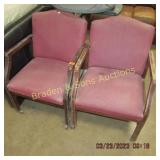 GROUP OF 2 CONTEMPORARY OFFICE CHAIRS