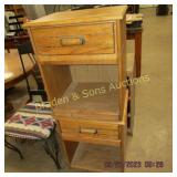 GROUP OF 2 CONTEMPORARY NIGHT STANDS