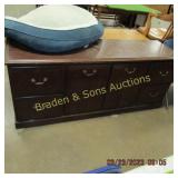 CONTEMPORARY CABINET/ENTERTAINMENT CENTER