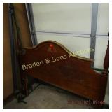 VINTAGE QUEENSIZE HEADBOARD WITH FRAME