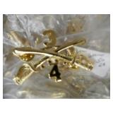 GROUP OF 300 CAVALRY CREST PINS