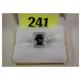 LADIES STERLING SILVER AND BLUE SAPHIRE GEMSTONE