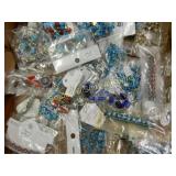 BOX OF ASSTD LADIES COSTUME JEWELRY