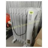 GROUP OF 2 INDOOR HEATERS