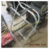 USED FOLDING SADDLE STAND